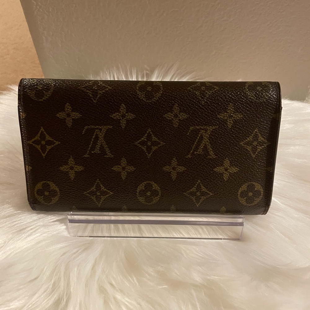 Louis Vuitton Monogram trifold wallet - Picture 2 of 8